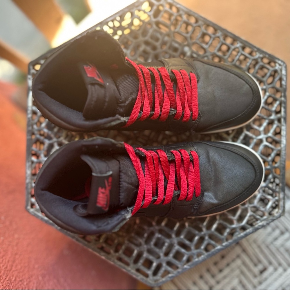 Air Jordan 1 Retro High OG Young Kids - Picture 7 of 16